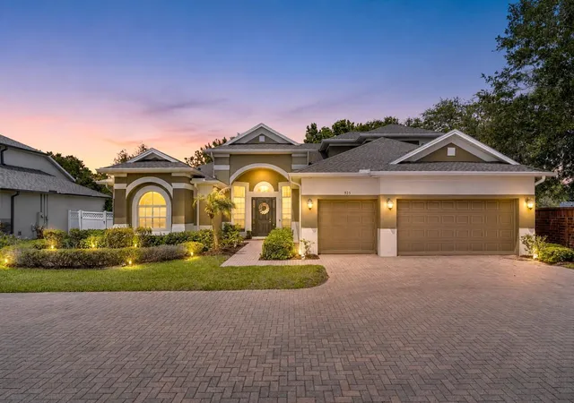 1st image of 925 Bainbridge Loop, Winter Garden, FL 34787 | MLS# O6402075