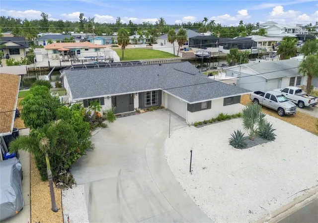 Photo 2 of Single family home for sale at 4012 99th Street W, Bradenton, FL 34210 | MLS# A4691291 | Listing updated on 2026-10-04
