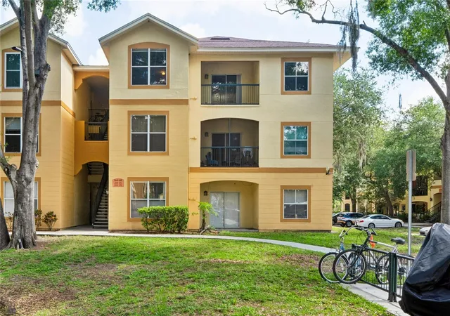 1st image of 5618 Pinnacle Hts Cir, Tampa, FL 33624