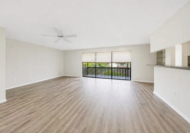 Listing Photo 5 - Condo for sale in building located at 723 115Th Ave N, ST PETERSBURG, FL 33716 - Unit #2106