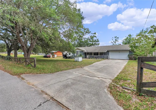 Photo 3 of Sale Pending at 16738 Se 63 Lane, Ocklawaha, FL 32179 | MLS# TB8501571 | Listing updated on 2026-09-14