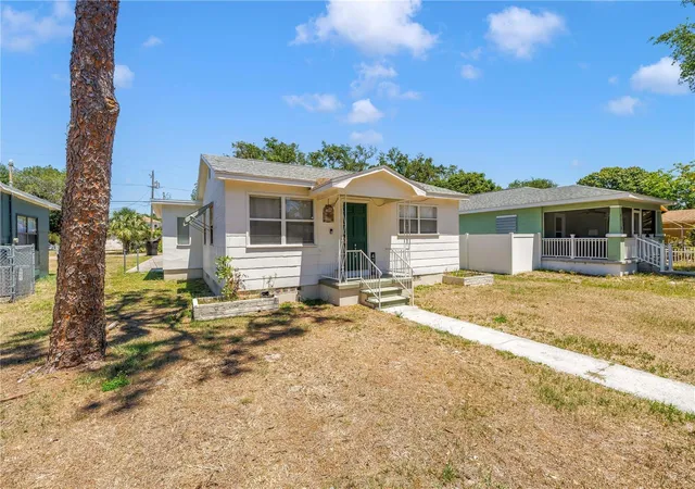 Photo 2 of Single family home for sale at 4729 12th Avenue S, St Petersburg, FL 33711 | MLS# TB8501575 | Listing updated on 2026-06-29