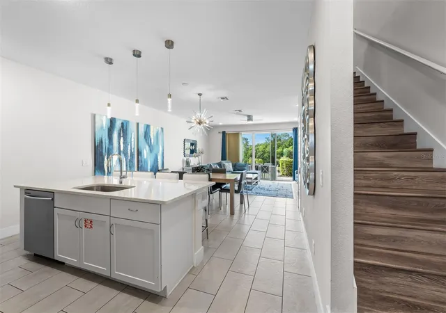 3rd image of 856 Driving Range Ct, Reunion, FL 34747 | MLS# O6402090