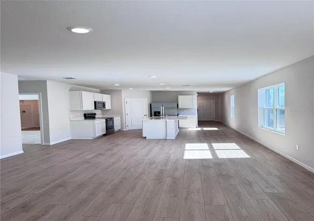 Photo 3 of Sale Pending at 18120 Gander Ter, Bradenton, FL 34211 | MLS# A4691308 | Listing updated on 2026-10-05