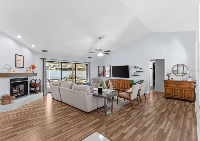 Photo 3 of Single family home for sale at 7542 Gunstock Dr, Lakeland, FL 33809 | MLS# O6402112 | Listing updated on 2026-05-22