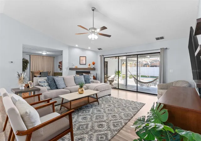 Photo 4 of Single family home for sale at 7542 Gunstock Dr, Lakeland, FL 33809 | MLS# O6402112 | Listing updated on 2026-05-22