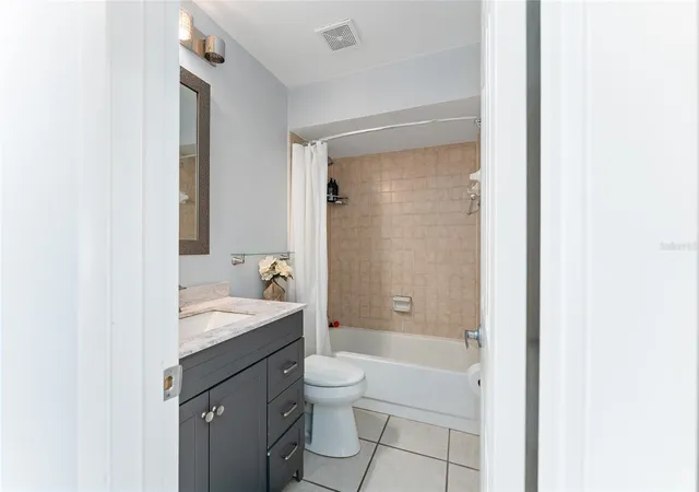 27th image of 4363 Nw 61st Ter, Gainesville, FL 32606 | MLS# OM723522