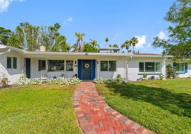 2nd image of 1794 Santa Barbara Dr, Dunedin, FL 34698 | MLS# TB8501608