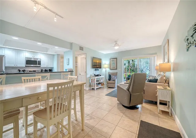 4th image of 5311 Gulf Of Mexico Dr #5, Longboat Key, FL 34228 | MLS# A4691314