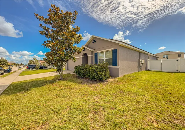 Homes for sale in Auburndale, FL | 1742 Van Gogh Dr, Auburndale, FL 33823 | MLS# O6402134
