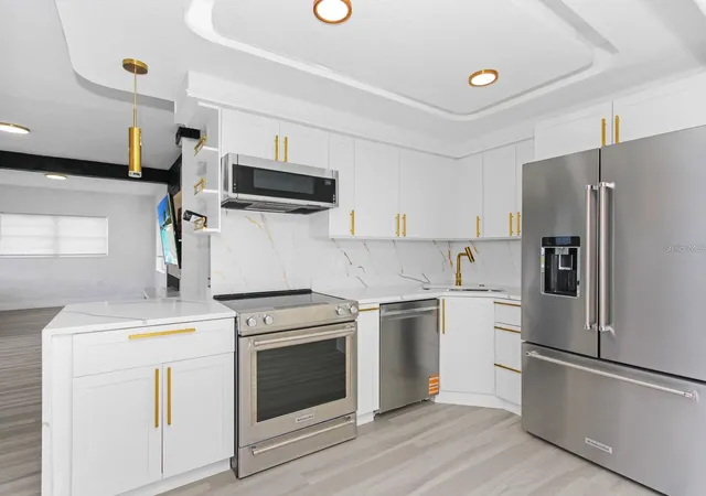 5th image of 4201 Park Lake St, Orlando, FL 32803 | MLS# O6402149