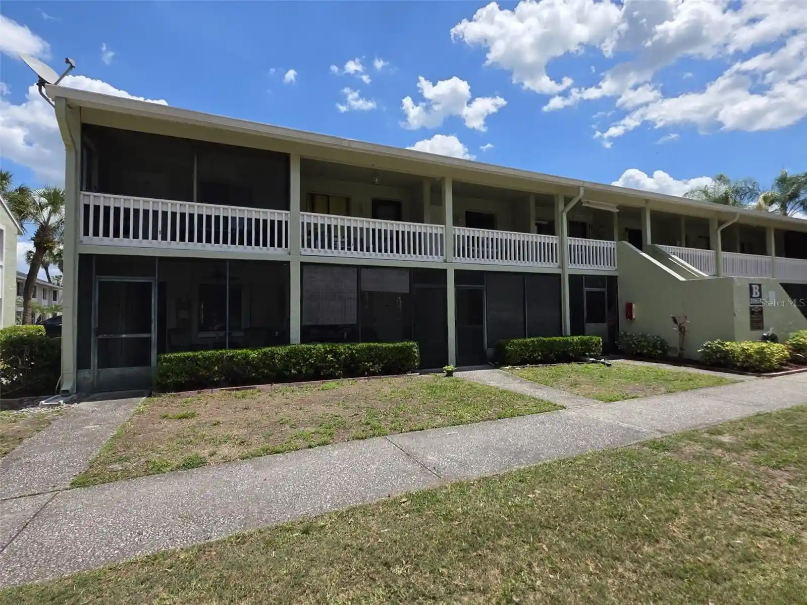 Listing Photo 2 - Condo for sale in 20857 Haulover Cvs located at 20857 Haulover Cvs, LUTZ, FL 33558 - Unit #B14