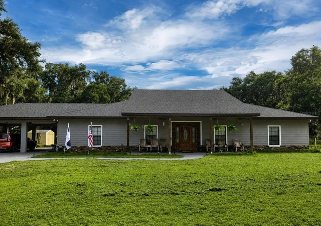Photo 2 of Single family home for sale at 2672 Se 35th Street, Sumterville, FL 33585 | MLS# OM723530 | Listing updated on 2026-09-23