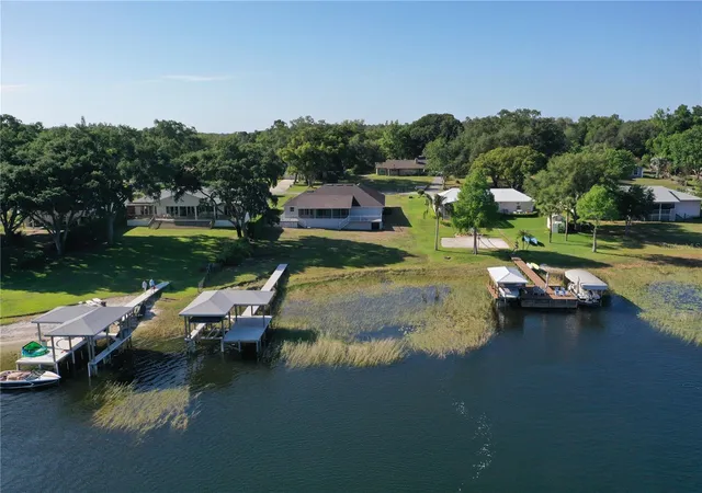 Photo 2 of Single family home for sale at 10713 Denali Dr, Clermont, FL 34711 | MLS# O6402163 | Listing updated on 2026-09-08