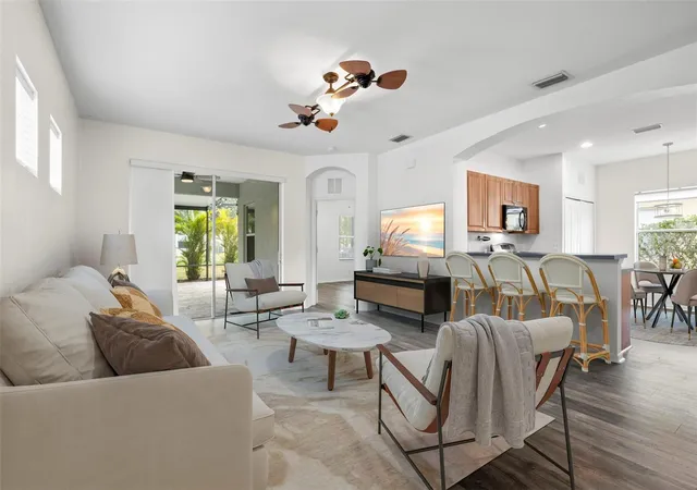 4th image of 4919 Boston Common Gln, Bradenton, FL 34211 | MLS# TB8501662