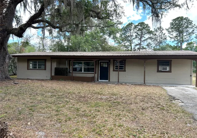 Photo 1 of Single family home for sale at 34798 Evergreen Way, Dade City, FL 33523 | MLS# TB8501663 | Listing updated on 2026-06-26