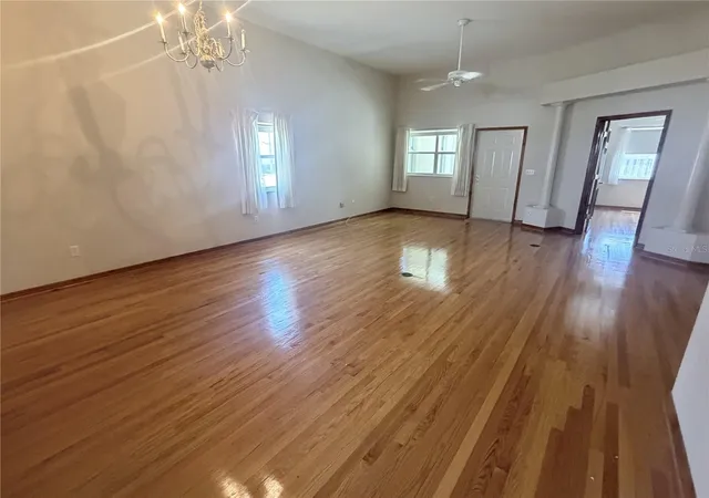 Photo 3 of Single family home for sale at 2784 Alexander Dr, Clearwater, FL 33763 | MLS# TB8501677 | Listing updated on 2026-08-31