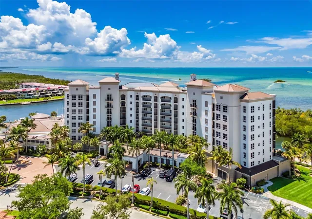 Listing Photo 1 - Condo for sale in building located at 3321 Sunset Key Cir, Punta Gorda, FL 33955 - Unit #508