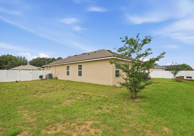 Homes for sale in Palm Coast, FL | 24 Bud Field Dr, Palm Coast, FL 32137 | MLS# FC318043