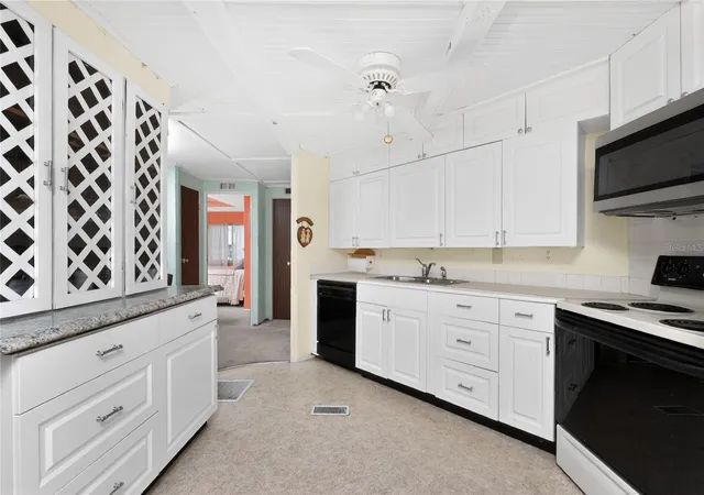5th image of 1380 Seagull Dr, Englewood, FL 34224 | MLS# D6147200