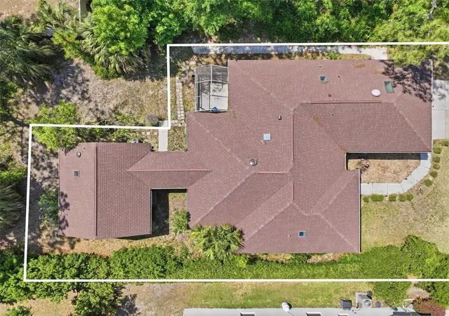 5th image of 26 Woodbury Dr, Palm Coast, FL 32164 | MLS# FC318045