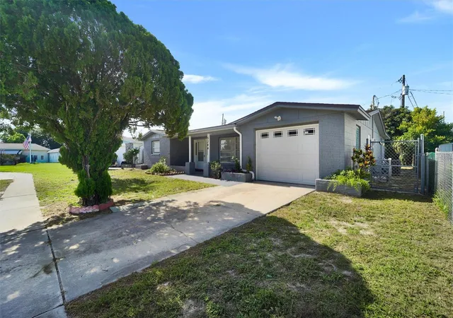 Photo 2 of Single family home for sale at 5344 Nancy Ln, Holiday, FL 34690 | MLS# TB8501690 | Listing updated on 2026-10-08