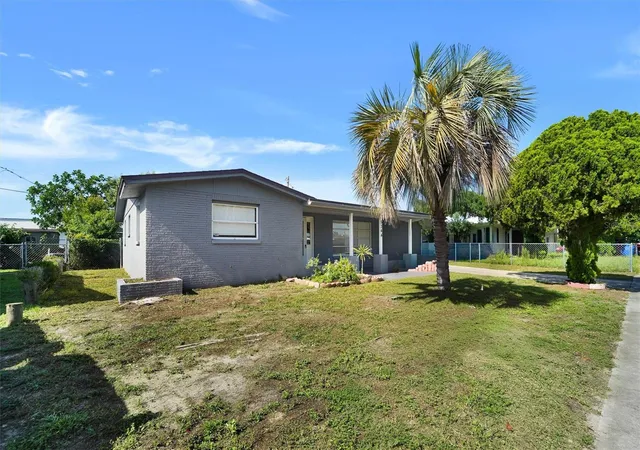 Photo 3 of Single family home for sale at 5344 Nancy Ln, Holiday, FL 34690 | MLS# TB8501690 | Listing updated on 2026-10-08