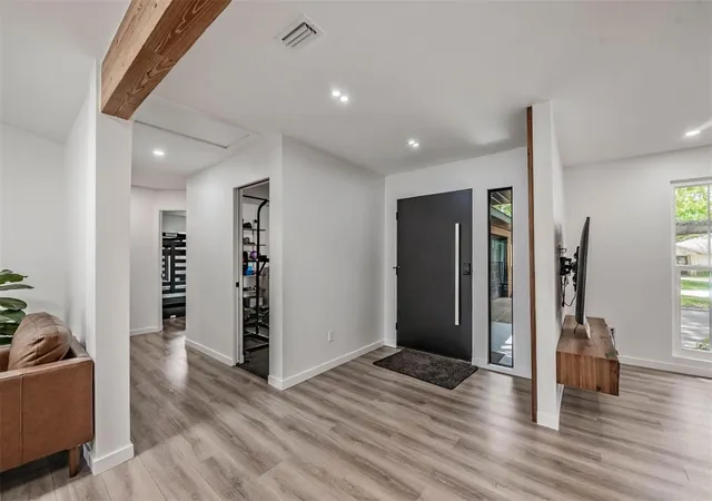 3rd image of 848 Hillside Dr, Palm Harbor, FL 34683 | MLS# TB8501725