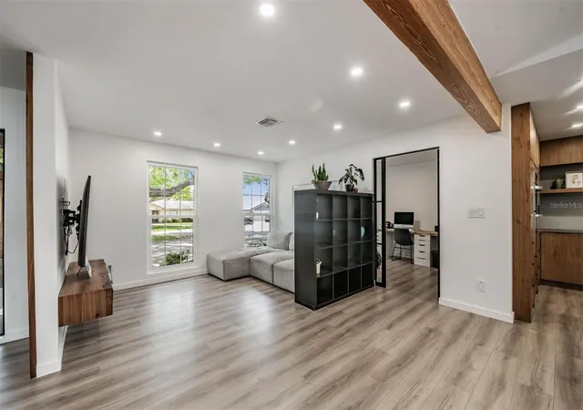 4th image of 848 Hillside Dr, Palm Harbor, FL 34683 | MLS# TB8501725