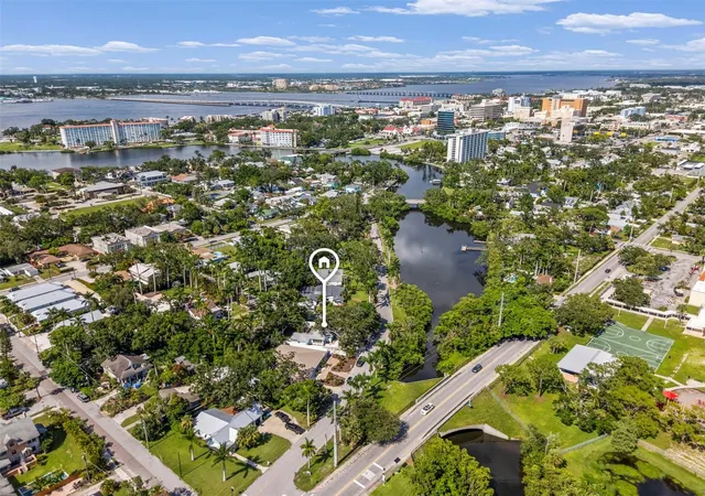 25th image of 2002 Virginia Dr, Bradenton, FL 34205 | MLS# A4691391