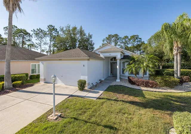 3rd image of 11428 Hidden Cove Ct, Trinity, FL 34655 | MLS# W7885201