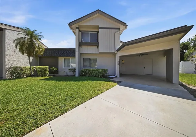 Homes for sale in Clearwater, FL | 2617 Barksdale Ct, Clearwater, FL 33761 | MLS# TB8501743