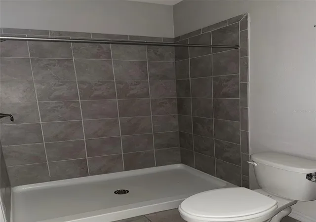 5th image of 17625 Cantarina Cvs, Bradenton, FL 34211 | MLS# TB8501755