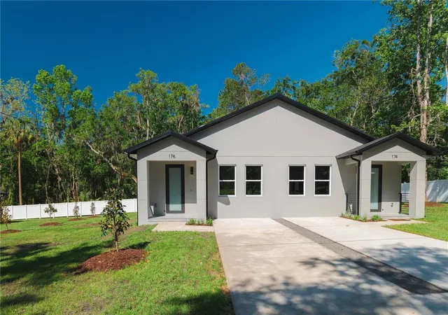 1st image of 174 176 S Lemon Ave, Brooksville, FL 34601 | MLS# TB8501757