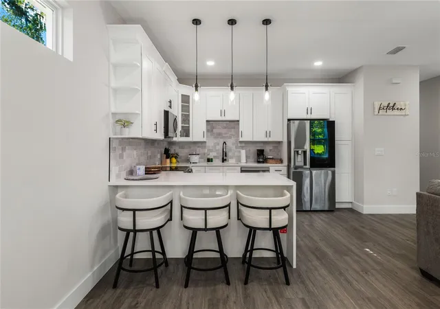 Listing Photo 4 - Condo for sale in building located at 192-194 S Lemon Ave, BROOKSVILLE, FL 34601