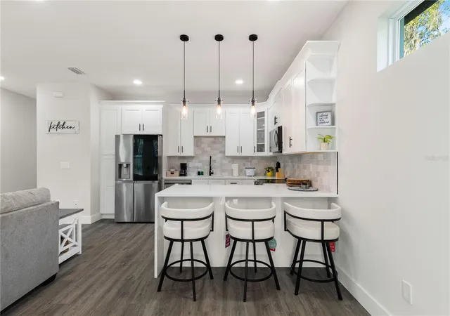 Listing Photo 2 - Condo for sale in building located at 192-194 S Lemon Ave, BROOKSVILLE, FL 34601 - Unit #