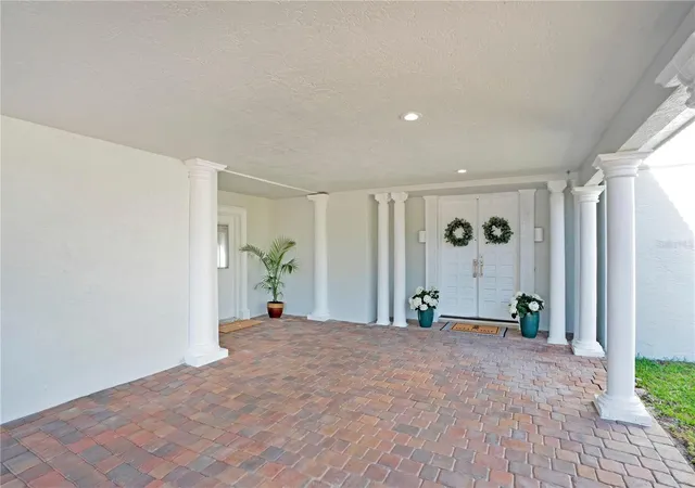 3rd image of 2117 Ocean Dr, New Smyrna Beach, FL 32169 | MLS# O6402238