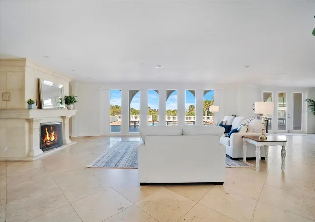 4th image of 2117 Ocean Dr, New Smyrna Beach, FL 32169 | MLS# O6402238