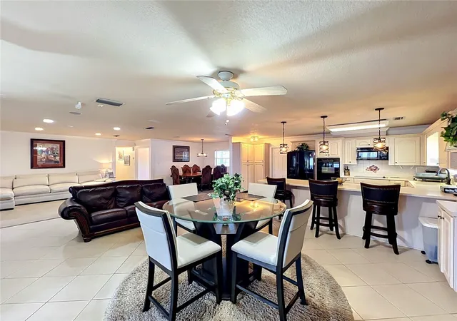 5th image of 2404 Lauderdale Ct, Orlando, FL 32805 | MLS# O6402242