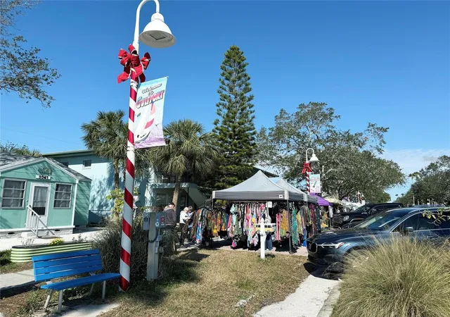 Listing Photo 2 - Condo for sale in building located at 2850 59Th St S, Gulfport, FL 33707 - Unit #205