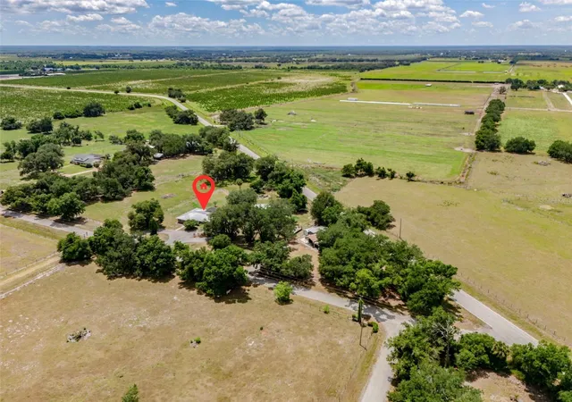3rd image of 2087 Sw Garner Ave, Arcadia, FL 34266 | MLS# C7525352