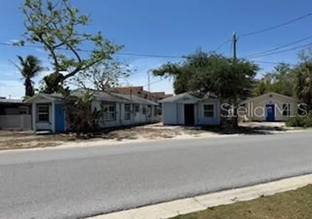 6th image of 249 Boca Ciega Dr, Madeira Beach, FL 33708 | MLS# O6402270