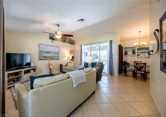 5th image of 4522 Sw 1St Ave, Cape Coral, FL 33914 | MLS# C7525355