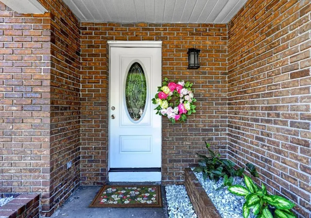 2nd image of 7126 Crooked Lake Trl, Orlando, FL 32818 | MLS# O6402274