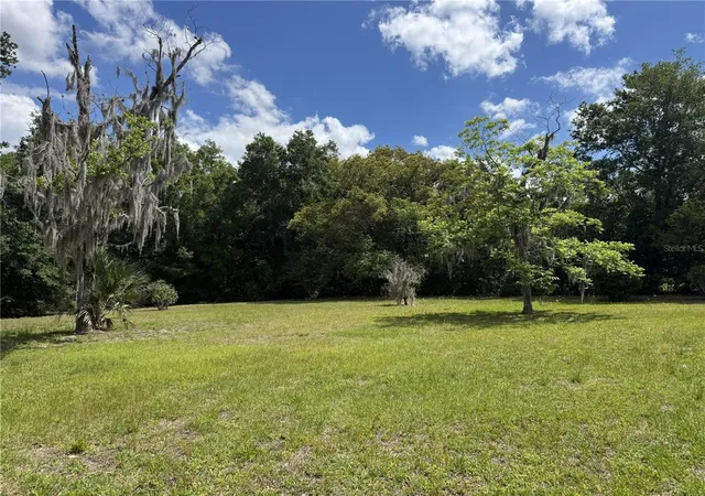 4th image of 65 Howard St, Umatilla, FL 32784 | MLS# FC318051