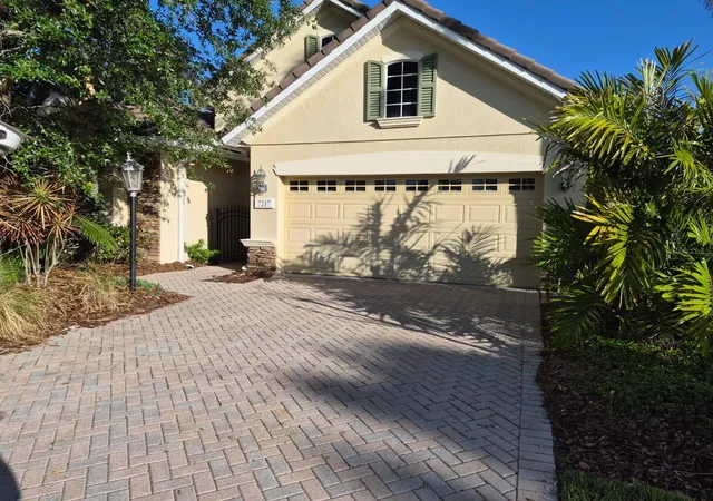 Photo 1 of Single family home for sale at 7217 Orchid Is Pl, Bradenton, FL 34202 | MLS# A4691426 | Listing updated on 2026-10-01