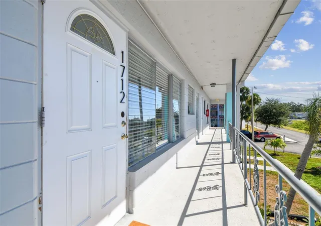 Homes for sale in Kenneth City, FL | 5861 42Nd Ter N #1712, Kenneth City, FL 33709 | MLS# TB8501841