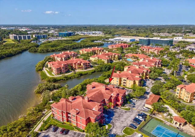 Homes for sale in Clearwater, FL | 2731 Via Capri, Clearwater, FL 33764 | Houzeo