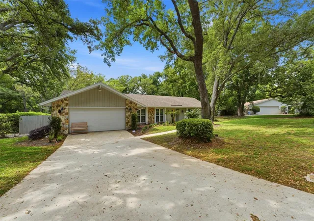 Homes for sale in Longwood, FL | 210 E Sweetwater Creek Dr, Longwood, FL 32779 | MLS# O6402314