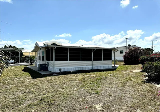 4th image of 917 St George Dr, Davenport, FL 33837 | MLS# O6402318